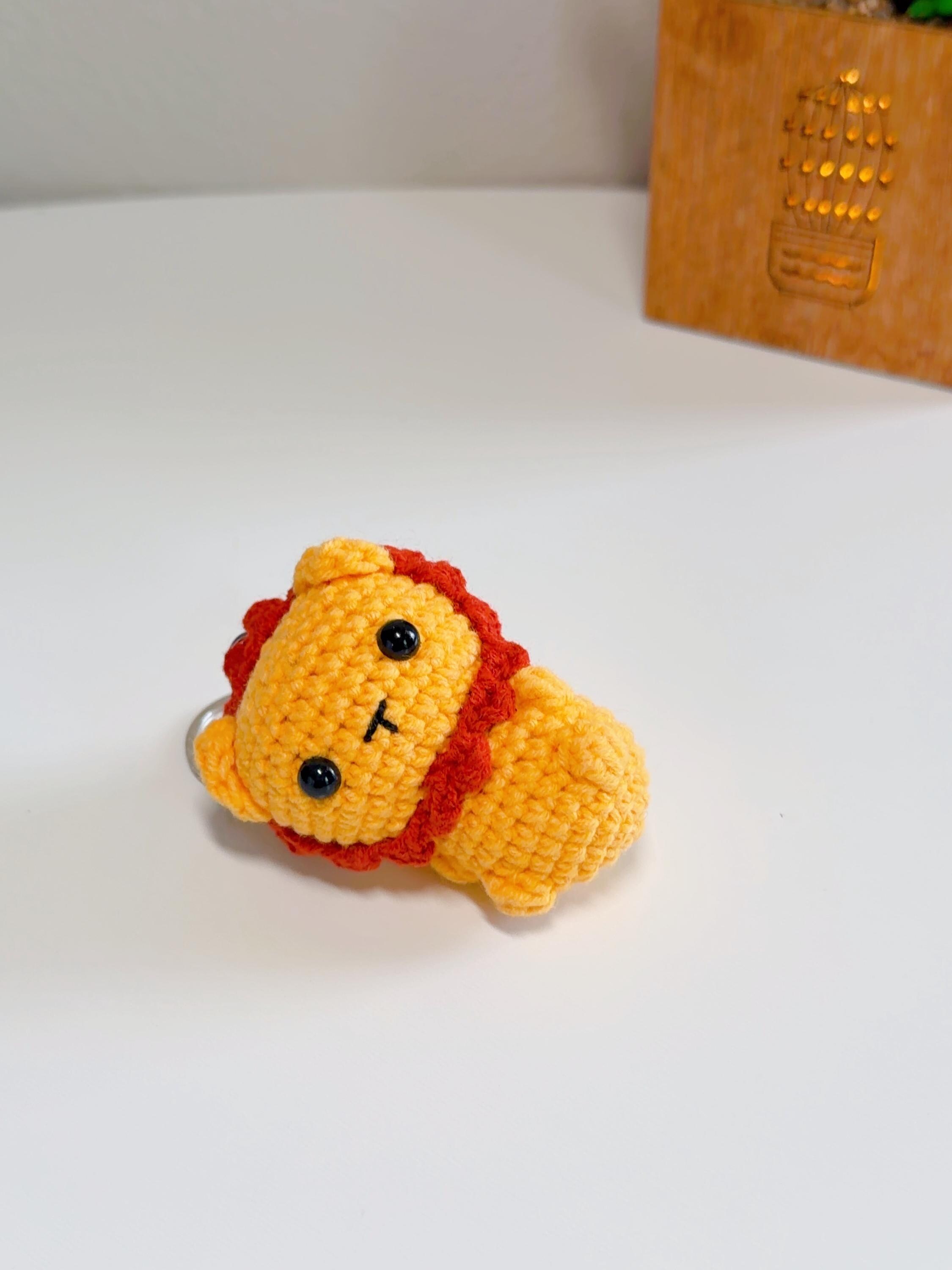 Handmade Crochet Lion Keychain, product photo 12