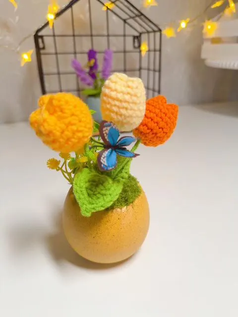 Orange, Yellow & Cream Crochet Tulip Arrangement, product photo 8
