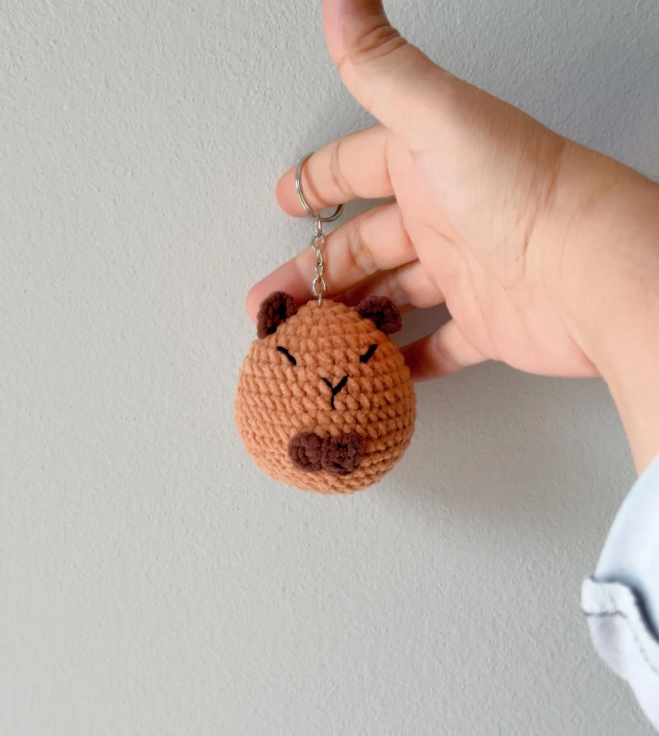 Crochet Capybara Keychain, product photo 7