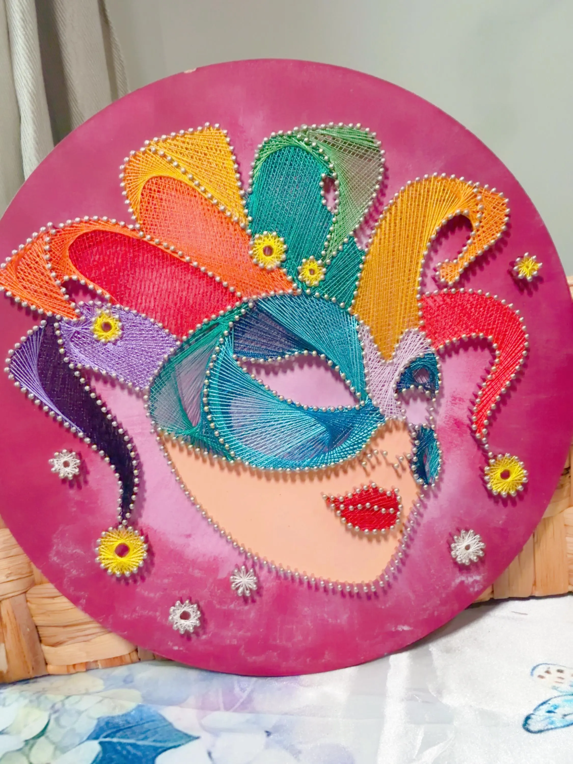 Mardi Gras Mask String Art, product photo 3