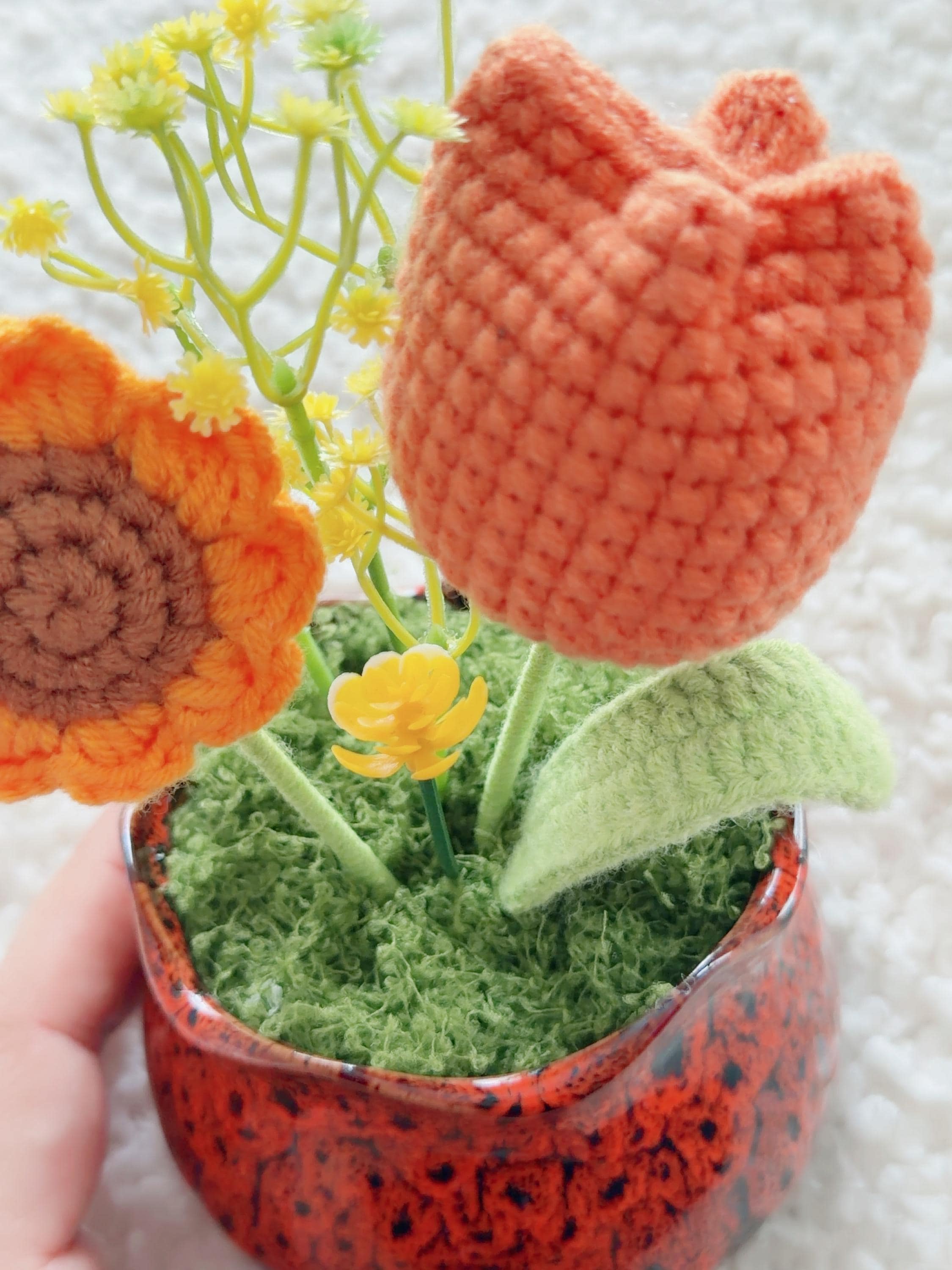Crochet Sunflower Tulip Pot, product photo 12