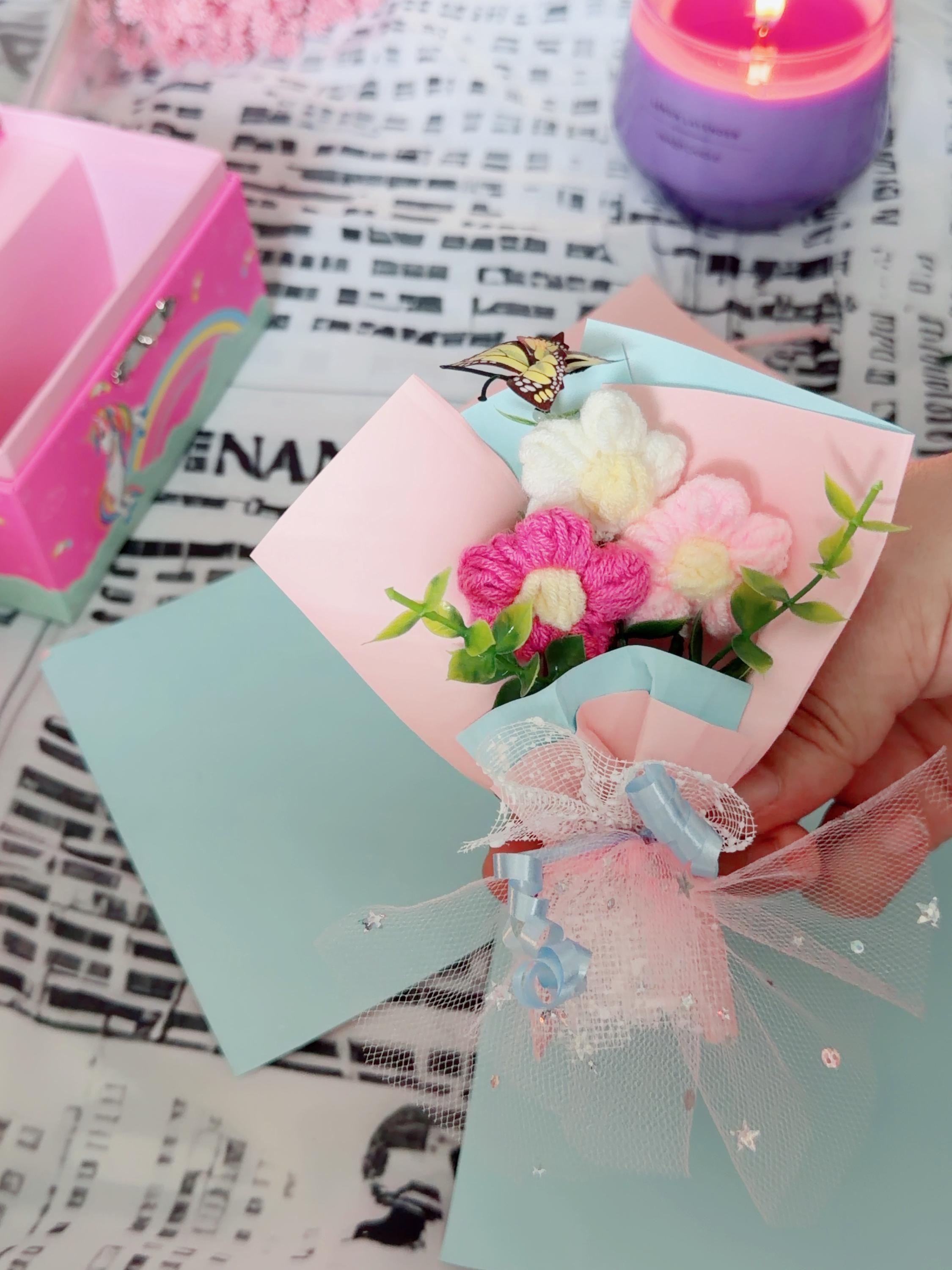 Mini Crochet Flower Bouquet, product photo 17