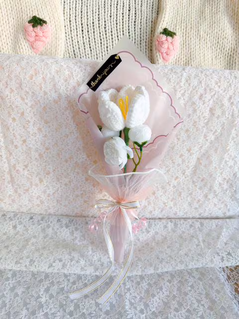 Handmade White Crochet Lily Flowers Bouquet, product photo 10