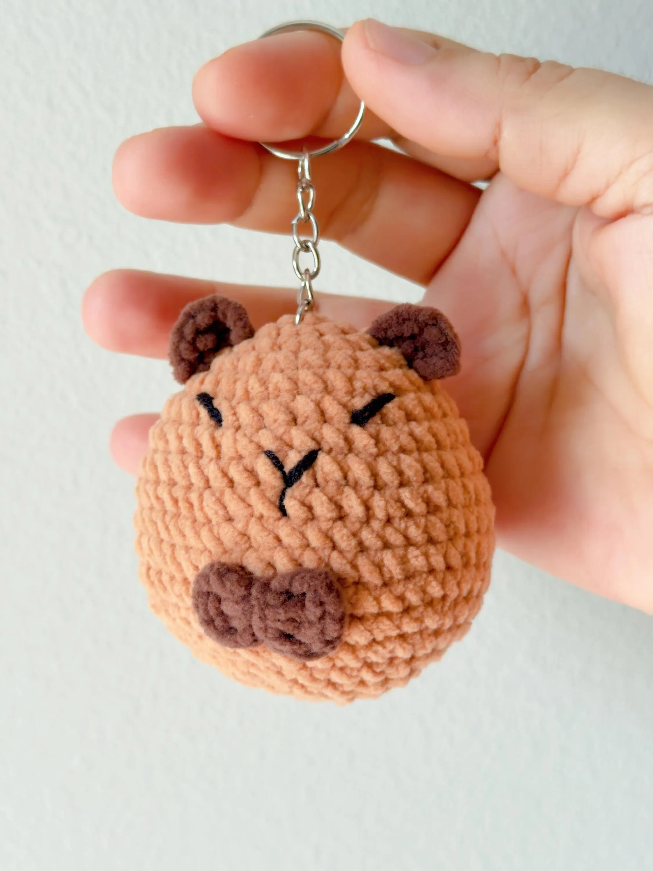 Crochet Capybara Keychain, product photo 6
