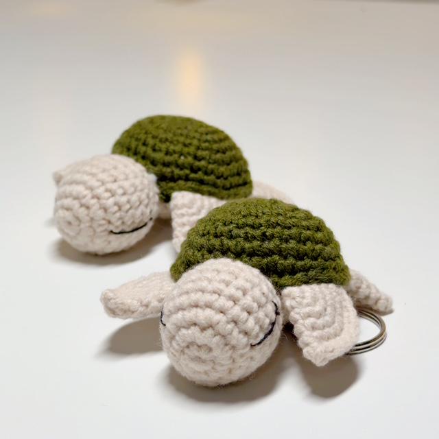 Crochet Turtle Keychain, product photo 11