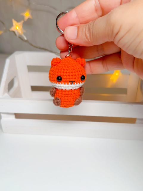 Crochet Fox Keychain, product photo 4