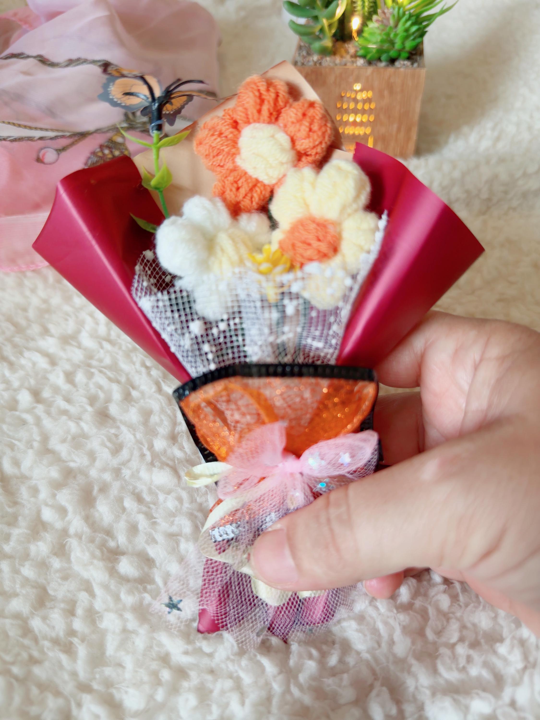 Mini Crochet Flower Bouquet, product photo 12