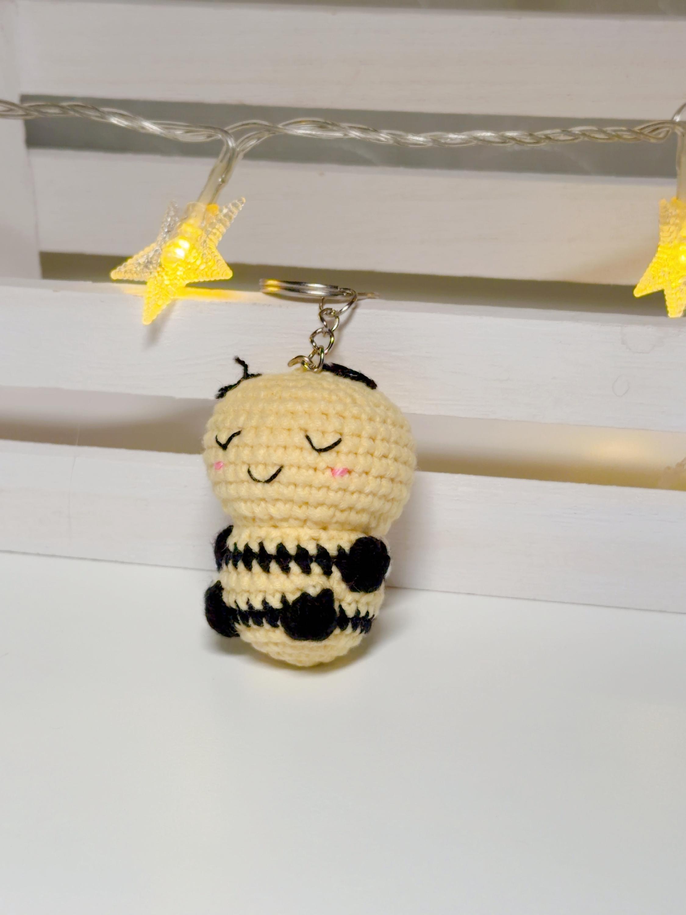 Handmade Crochet Bee Keychain, product photo 7