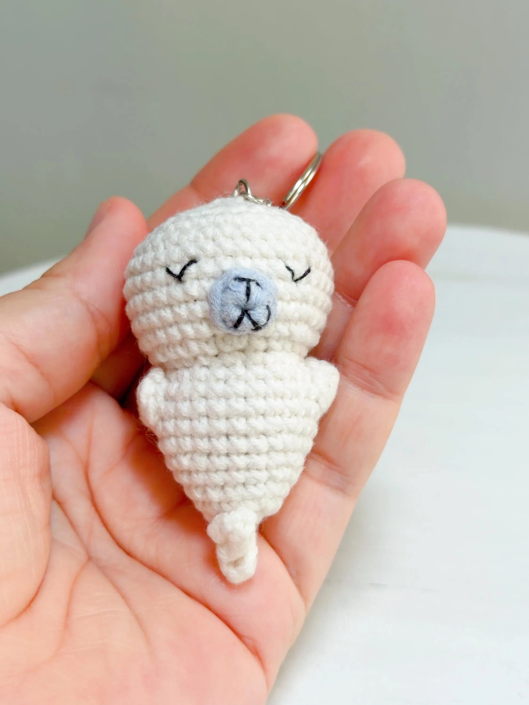 Crochet Seal Keychain, product photo 1