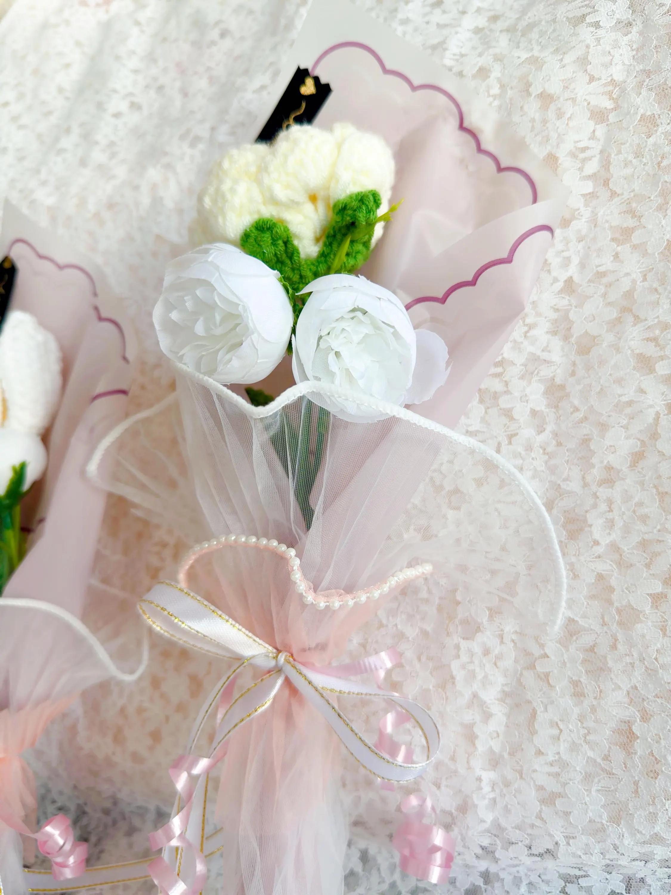 Handmade White Crochet Lily Flowers Bouquet, product photo 6