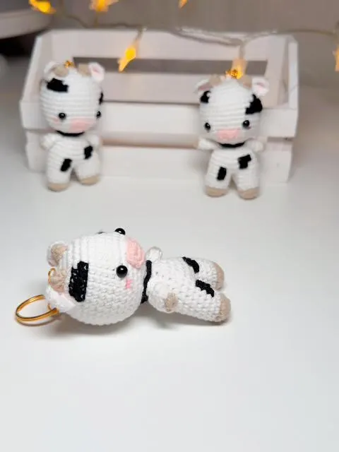 Handmade Amigurumi Cow Keychain, product photo 9
