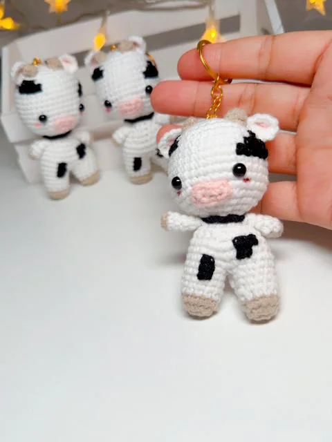 Handmade Amigurumi Cow Keychain, product photo 4