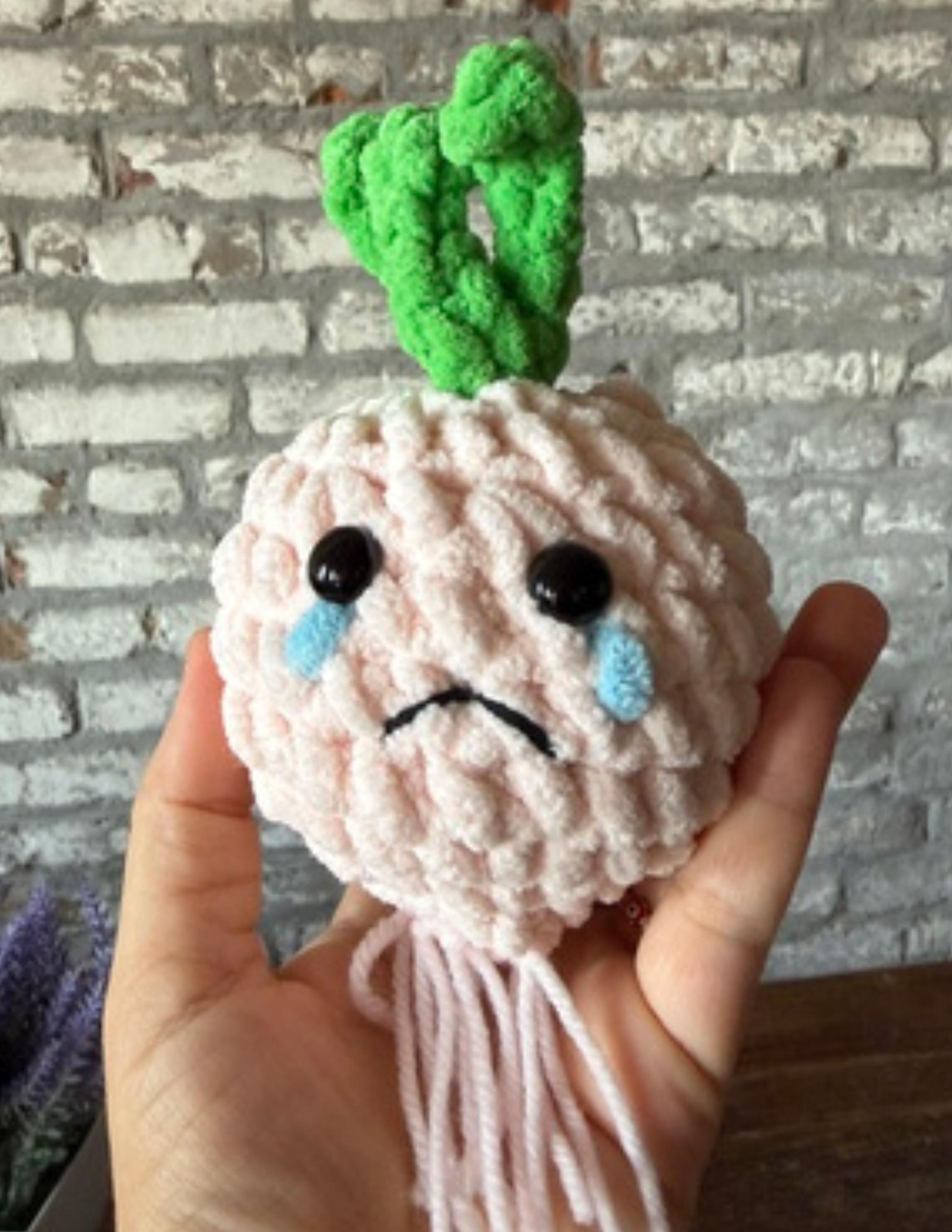 Emotional Support Onion Crochet Pattern, product photo 2