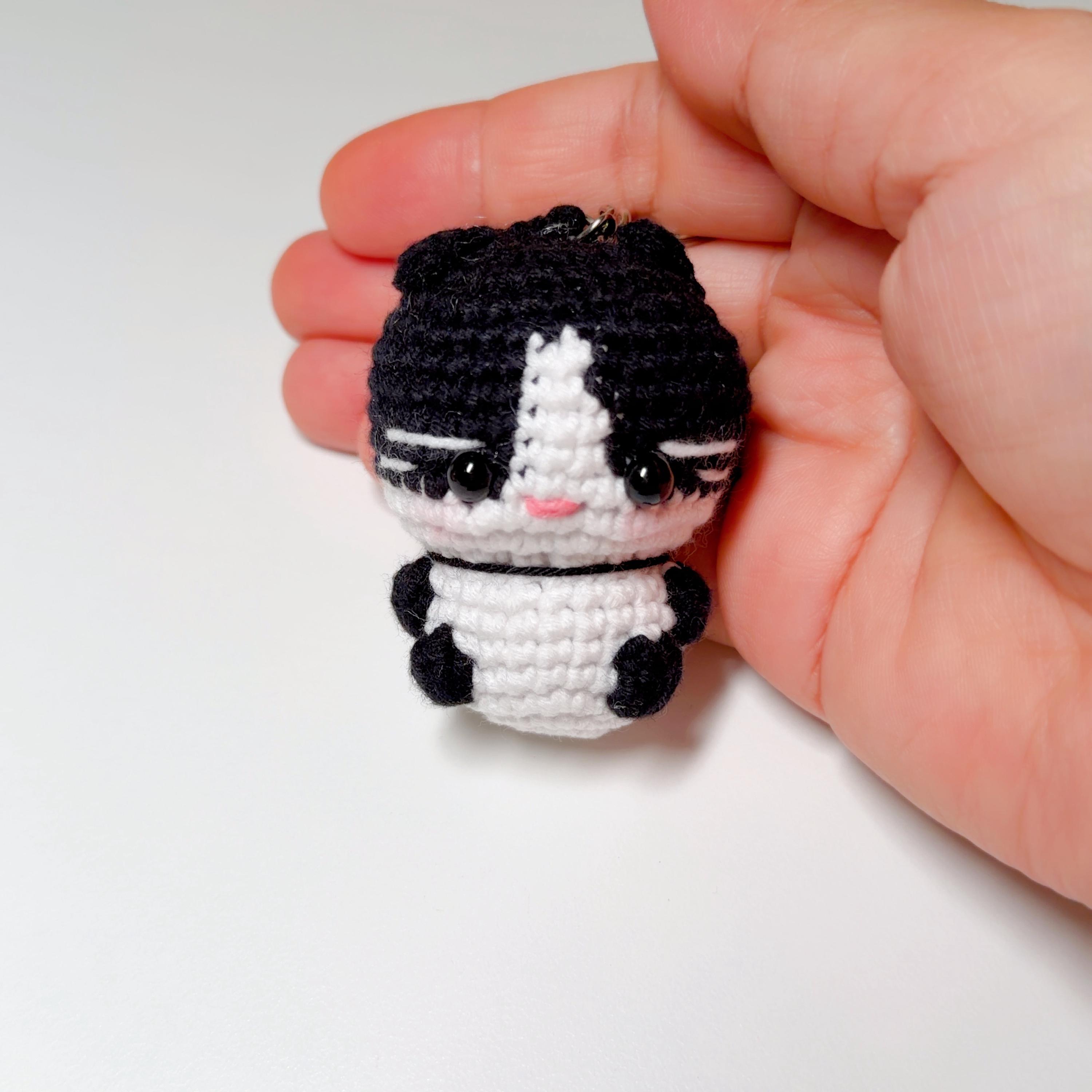Crochet Cat Keychain, product photo 11