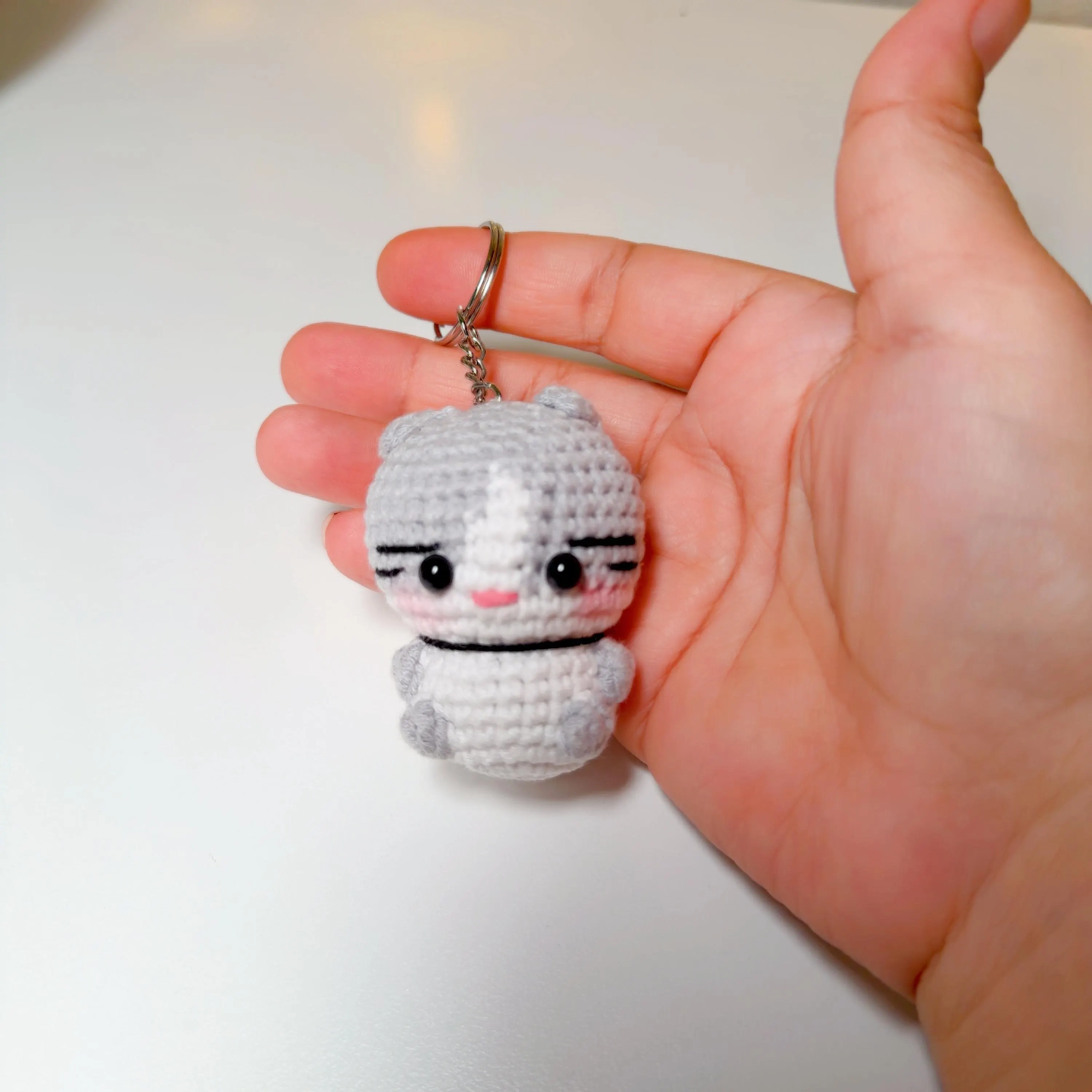 Crochet Cat Keychain, product photo 5