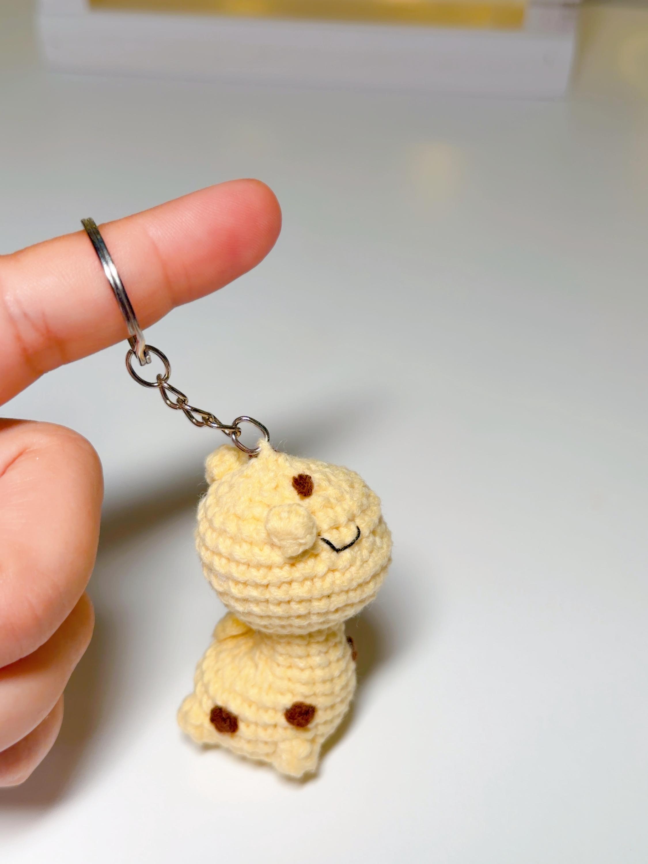 Crochet Giraffe Keychain, product photo 7