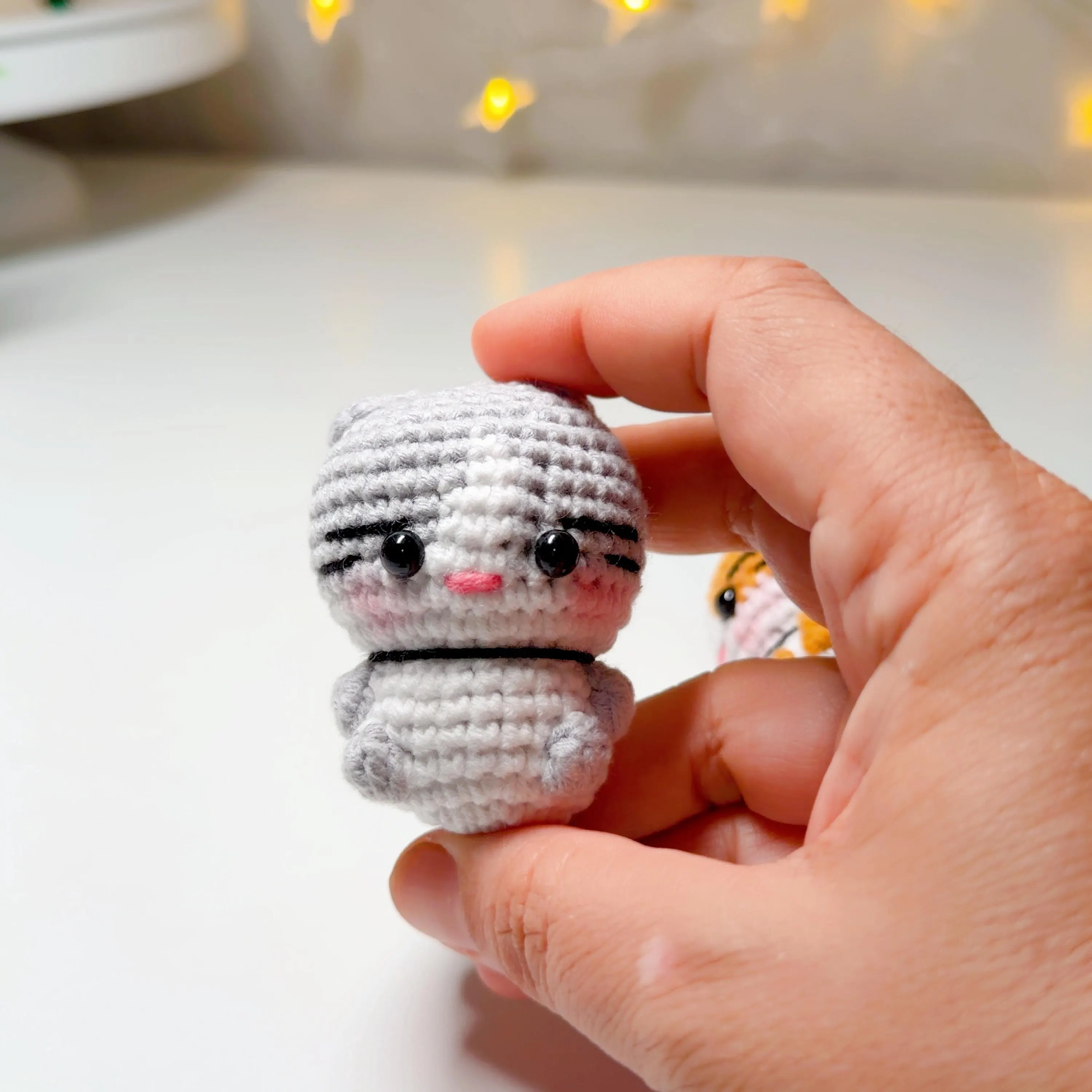 Crochet Cat Keychain, product photo 14