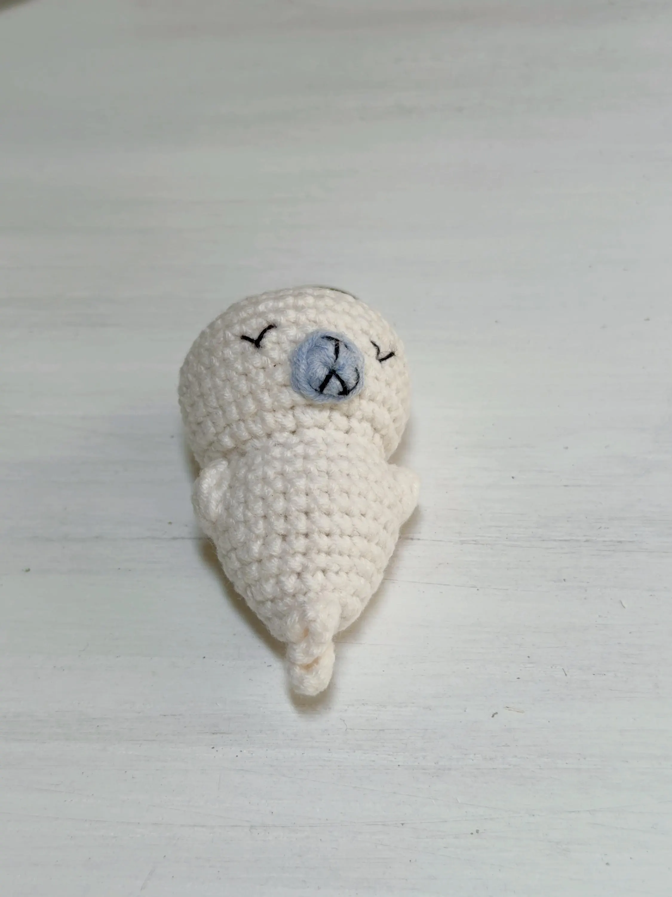 Crochet Seal Keychain, product photo 8