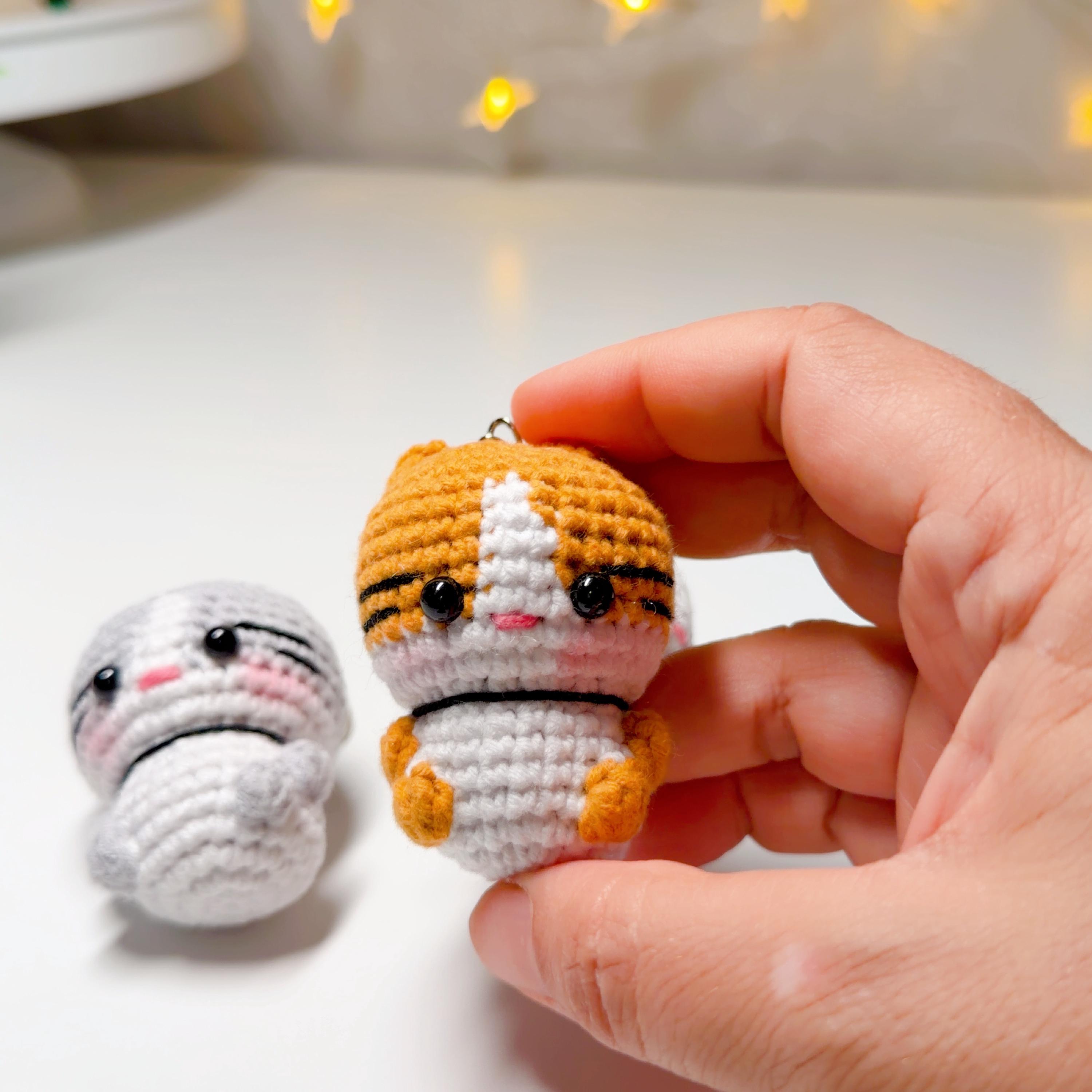 Crochet Cat Keychain, product photo 16