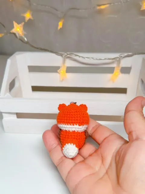 Crochet Fox Keychain, product photo 8