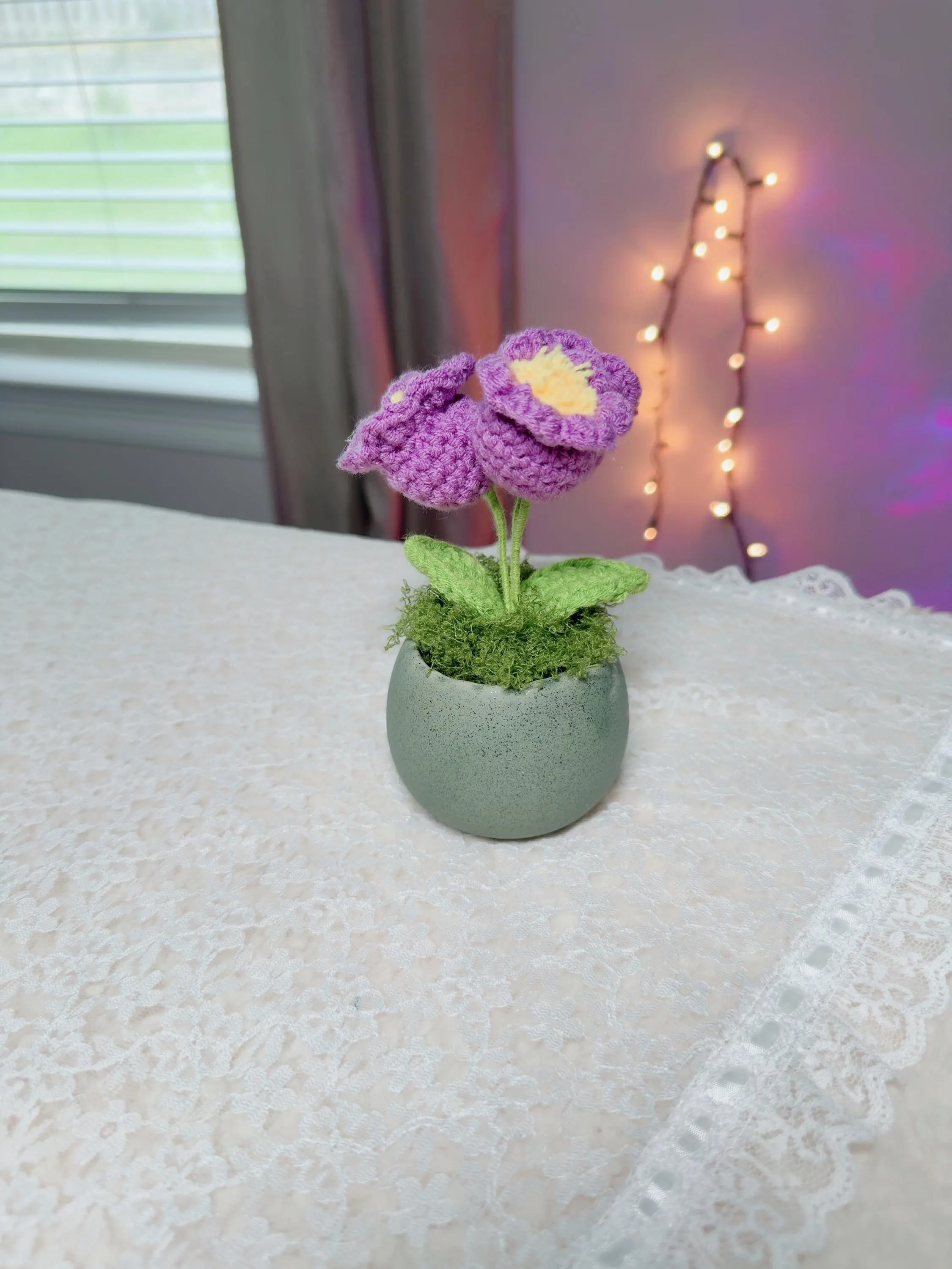 Crochet Daisy & Bell Flower Pot, product photo 13