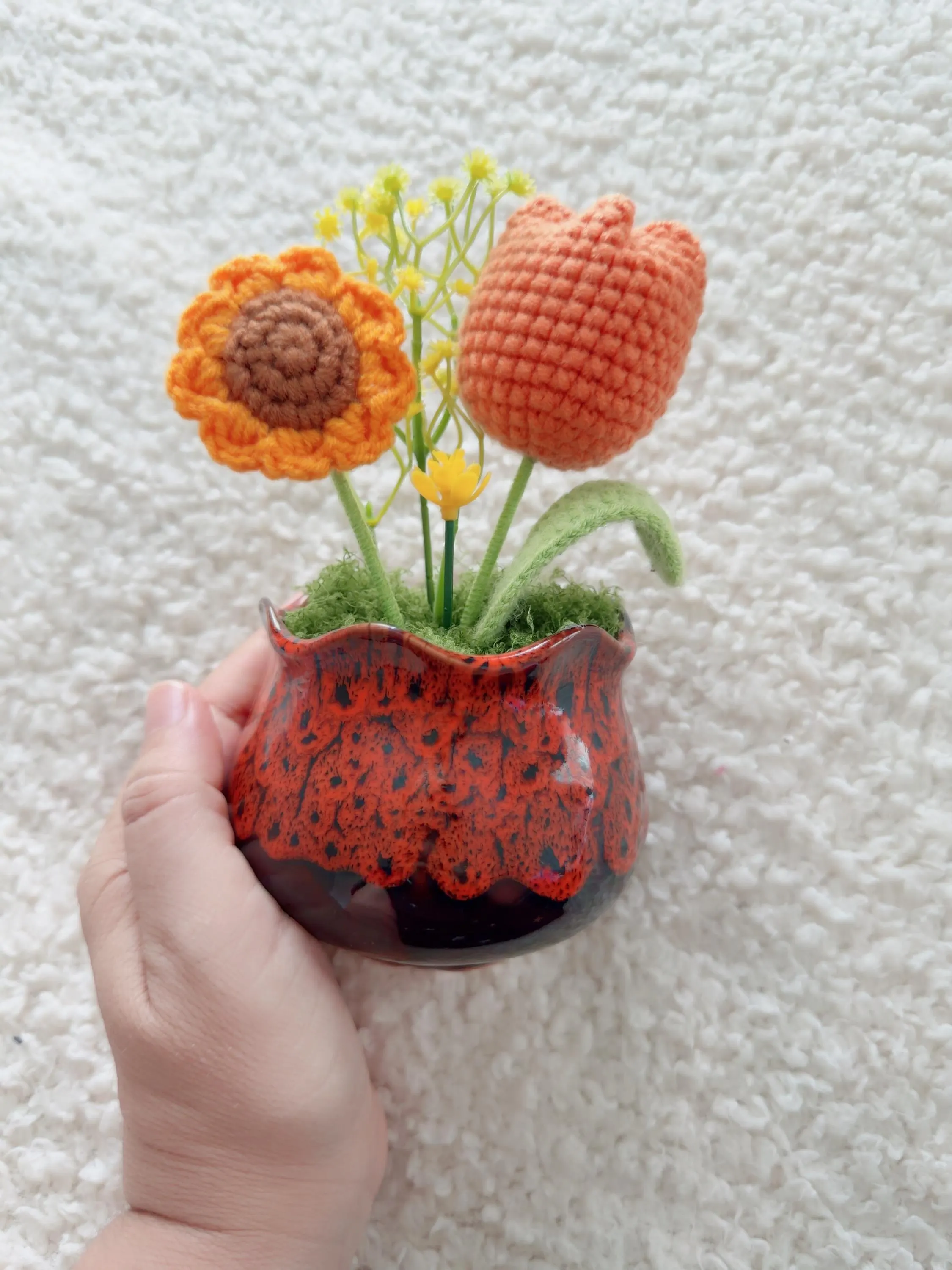 Crochet Sunflower Tulip Pot, product photo 4