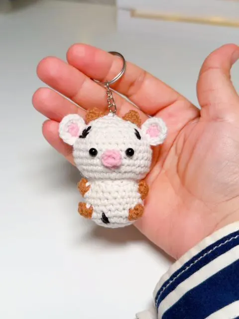 Cute Mini Crochet Cow Plush Keychain Little Desk, product photo 1