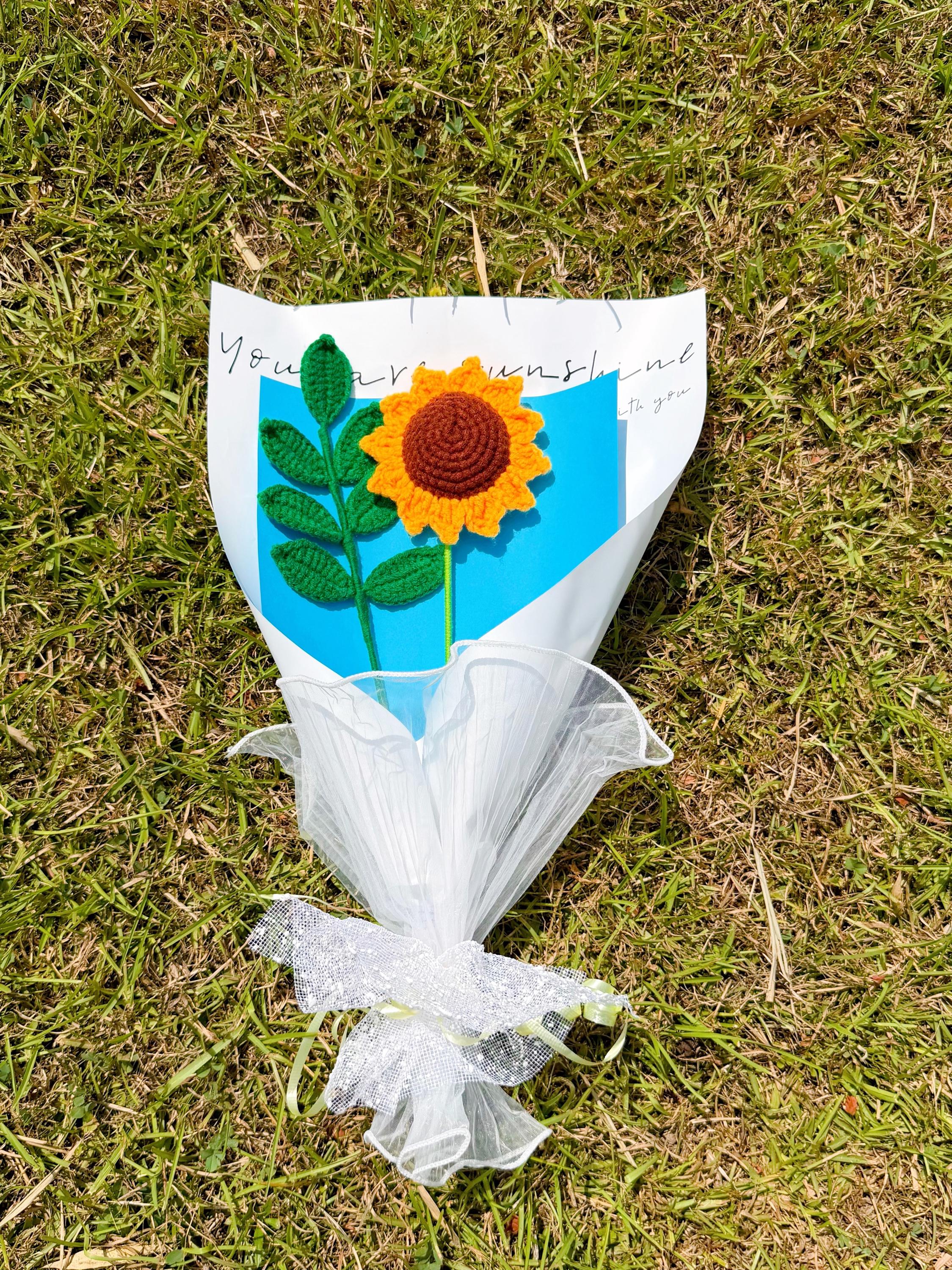 Handmade Crochet Sunflower Bouquet, product photo 6