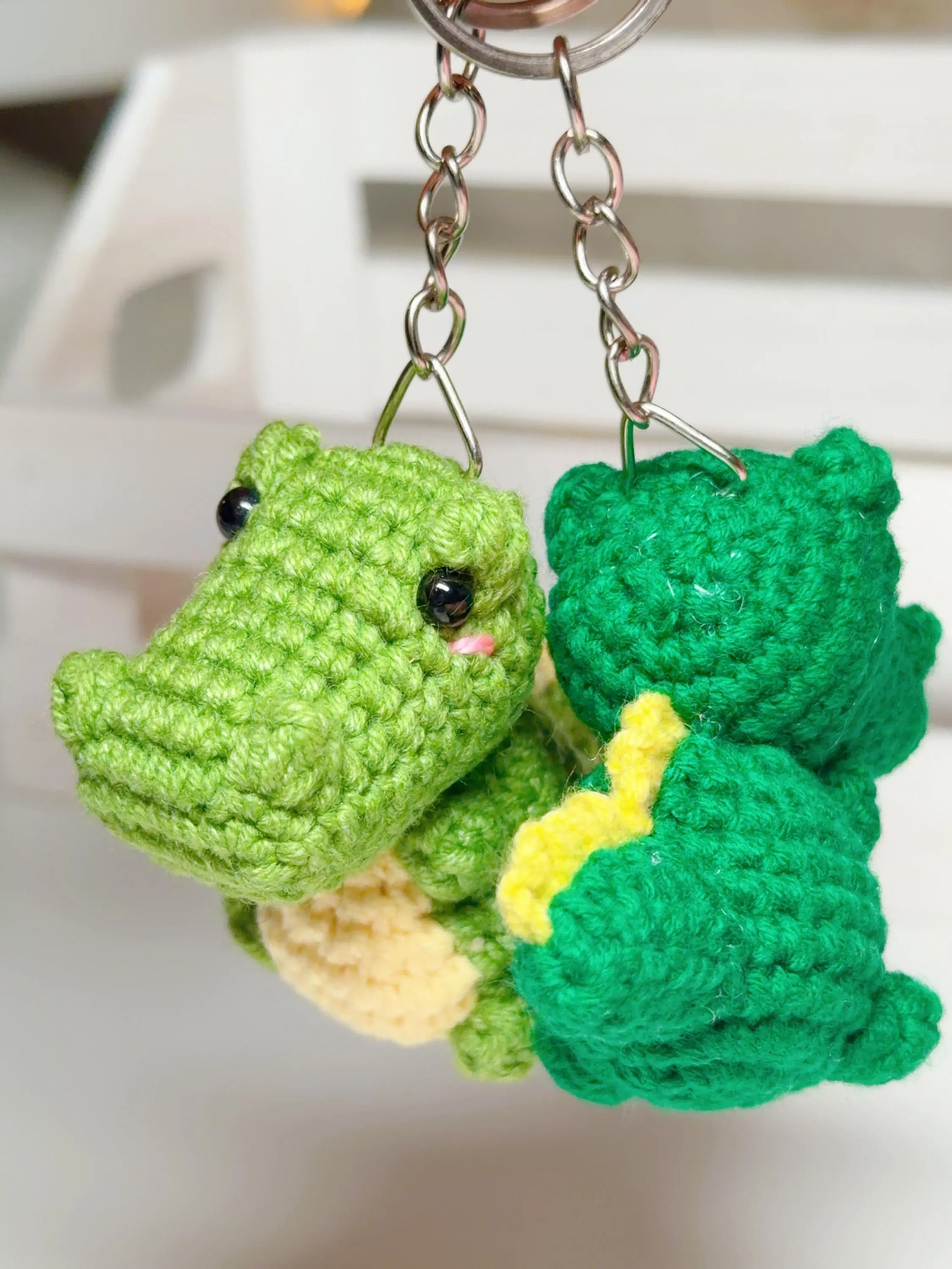 Crochet Alligator Keychain, product photo 5