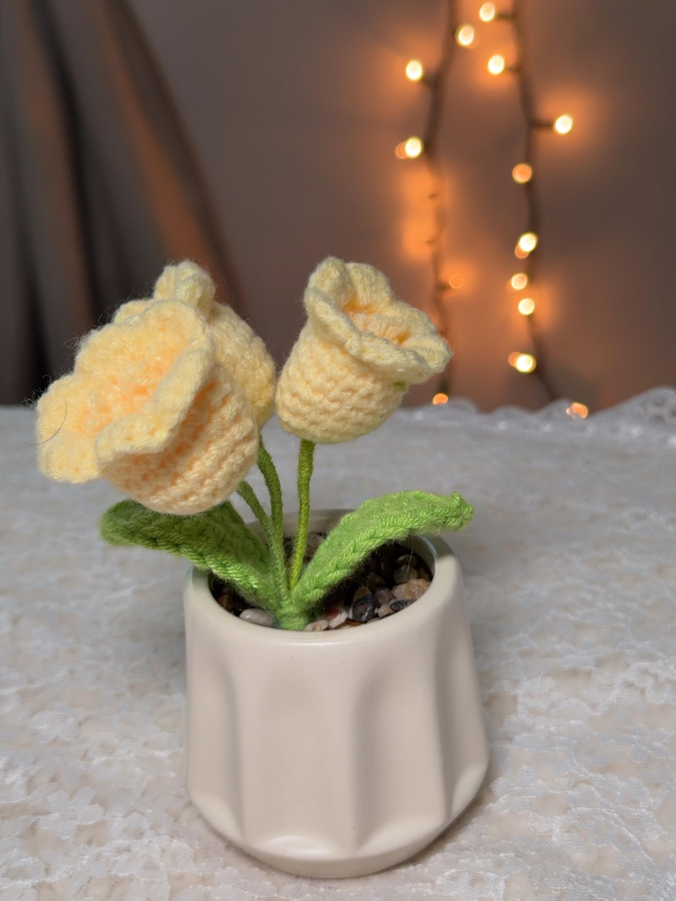 Crochet Yellow Bell Flower Lily in Ceramic Pot, product photo 3