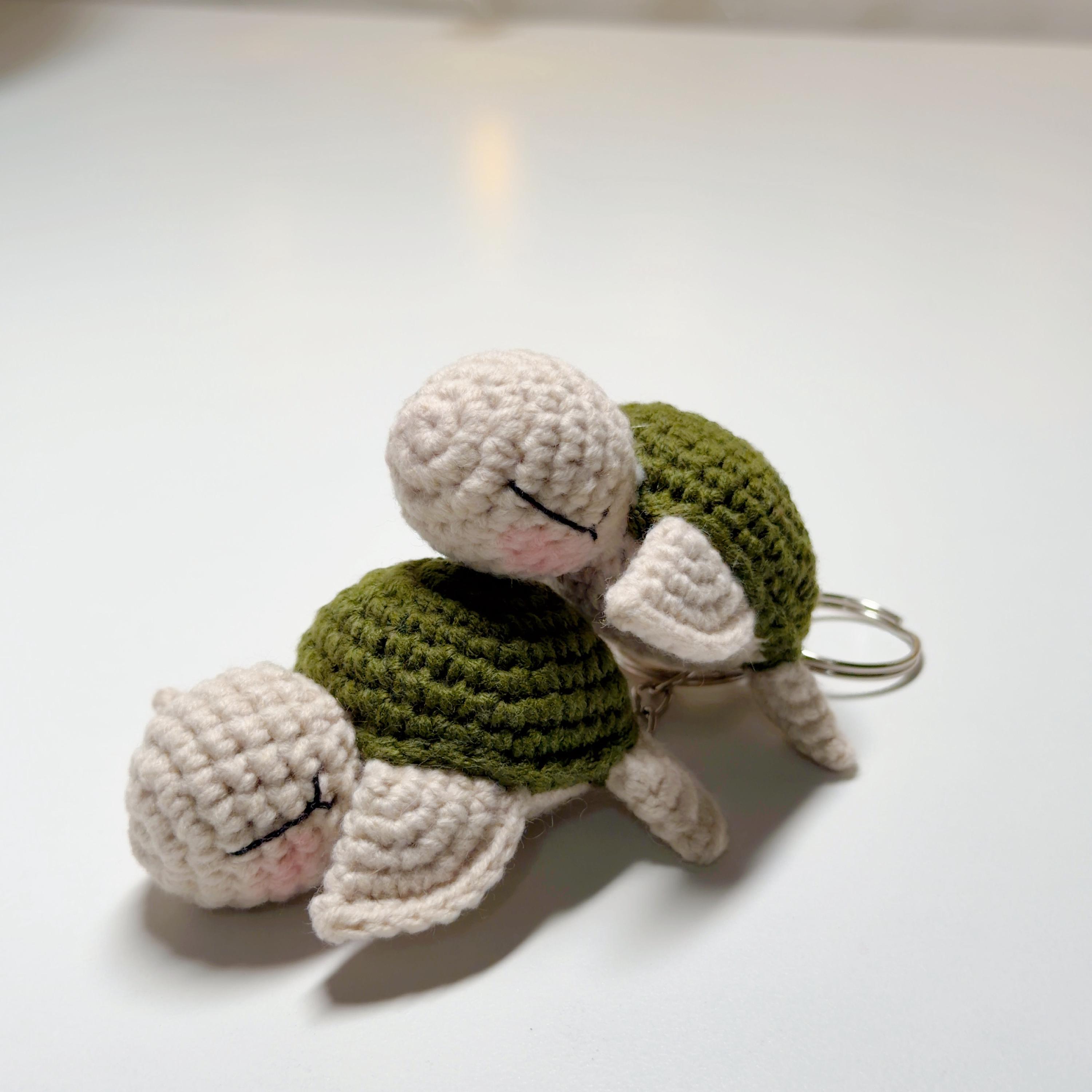 Crochet Turtle Keychain, product photo 10