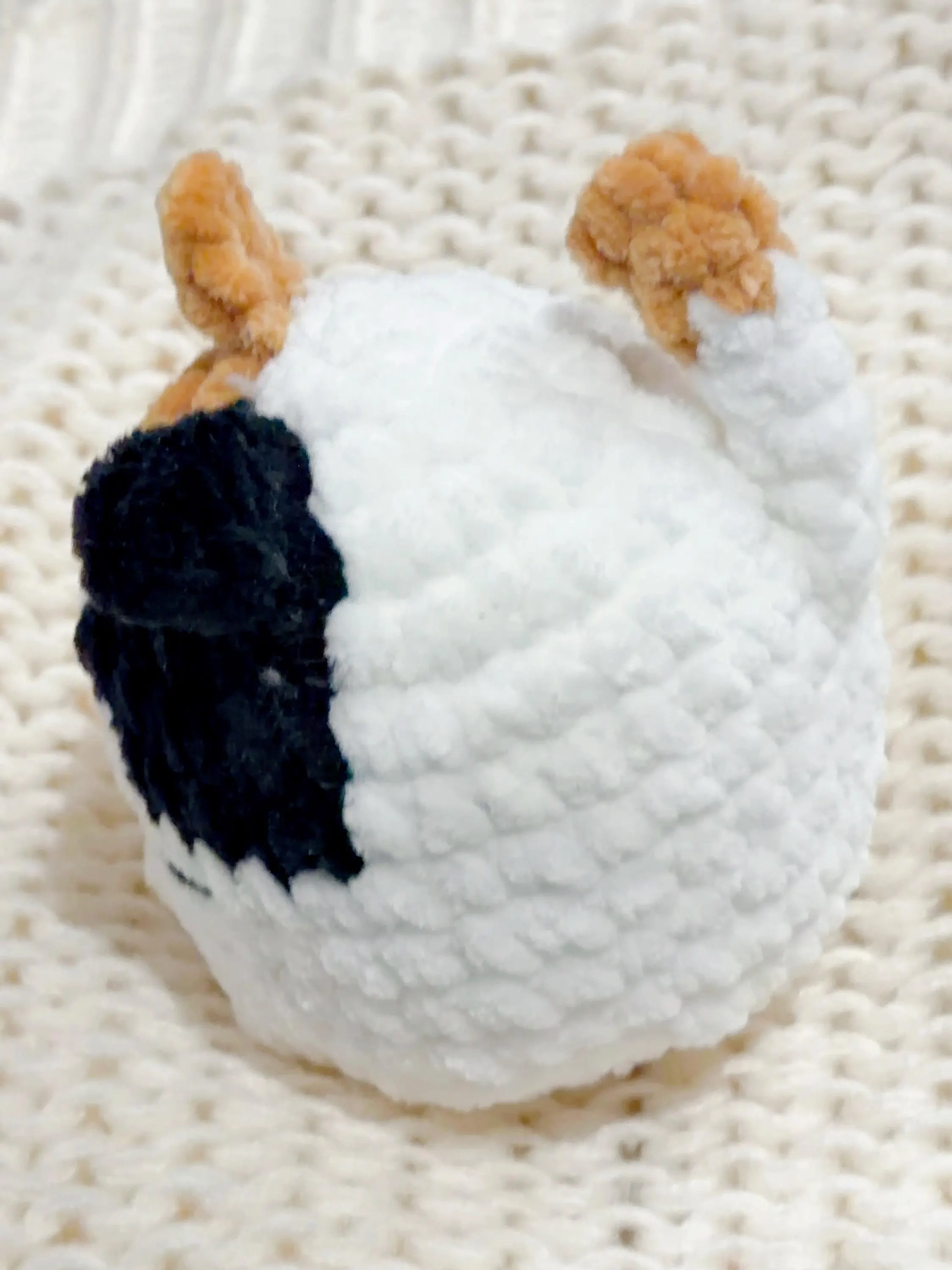 Handmade Crochet Plush Cat, product photo 5