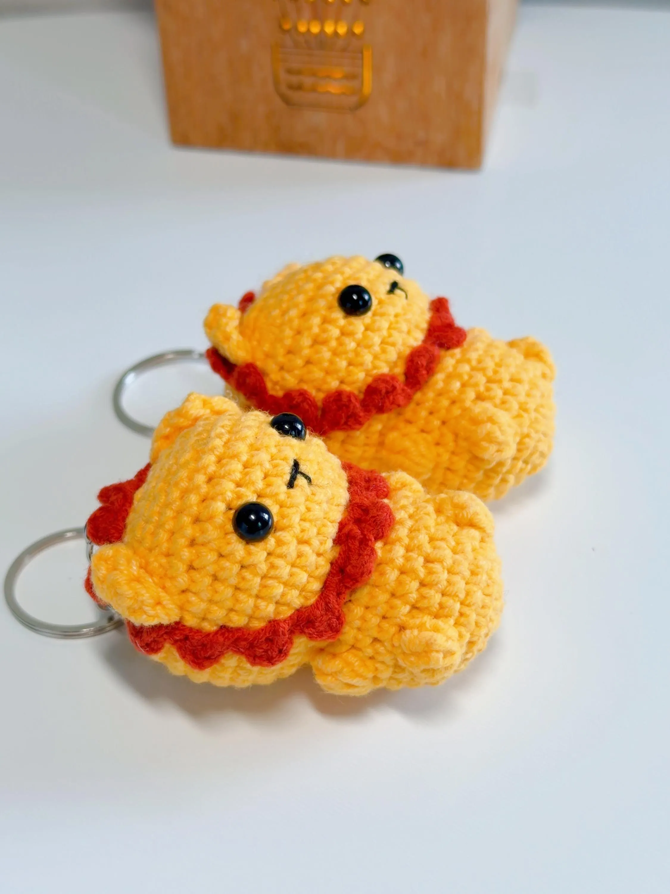 Handmade Crochet Lion Keychain, product photo 6