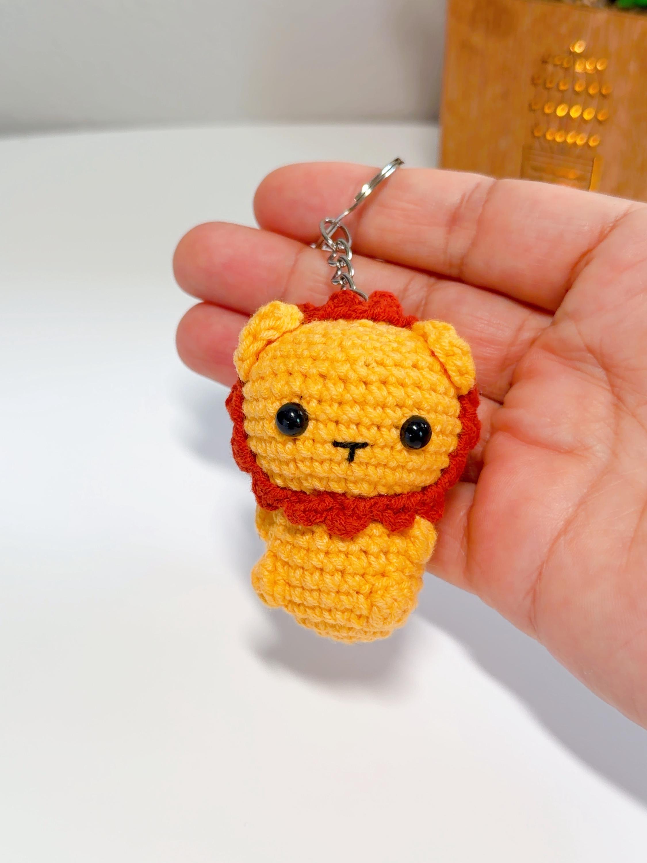 Handmade Crochet Lion Keychain, product photo 11