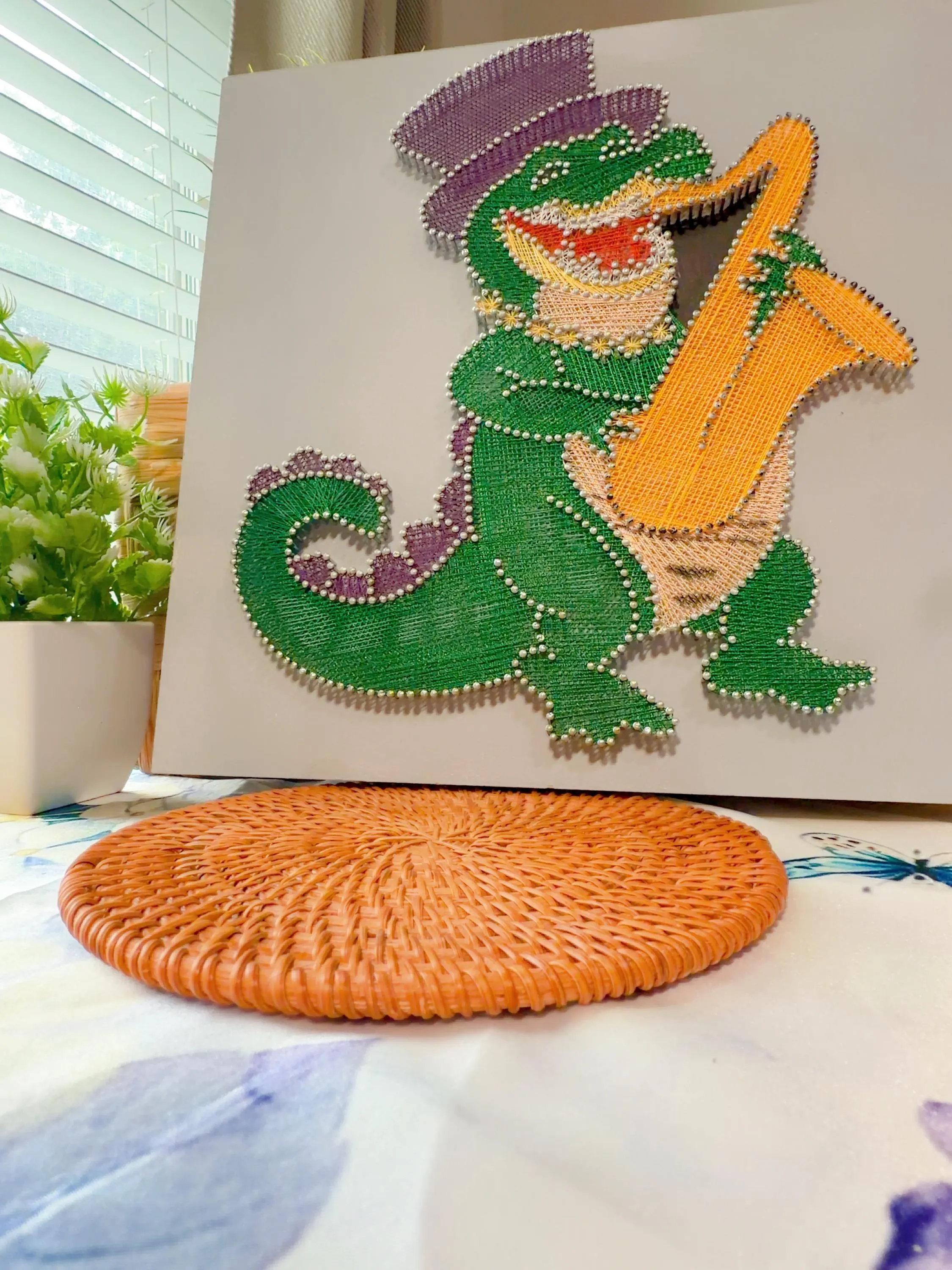 New Orleans Crocodile String Art | Jazz Saxophone, product photo 10