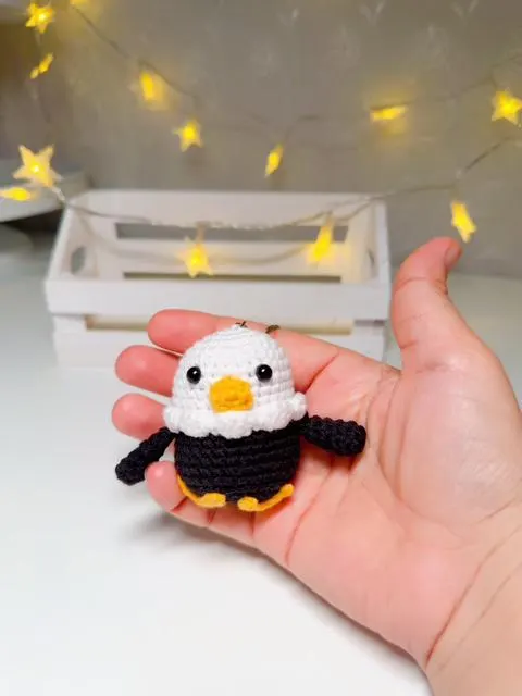 Crochet Eagle Keychain, product photo 1